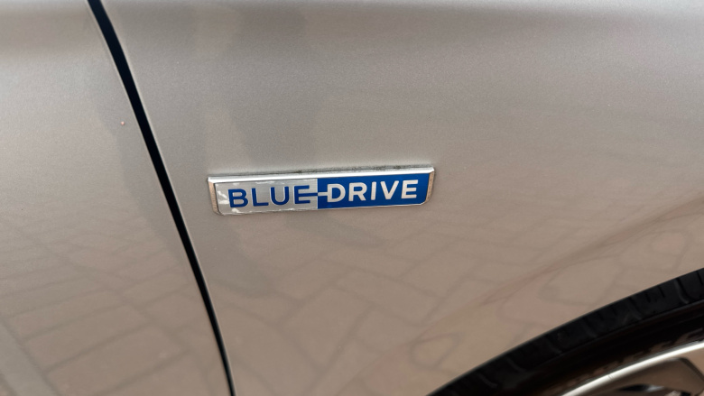 Hyundai IONIQ 1.6 GDi Hybrid Premium 5dr DCT Hybrid Hatchback